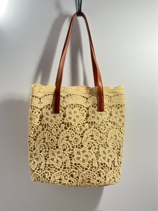 Unbranded Handbags - Lacey Tote Bag Lightweight Shoulder Tote Bag Floral Lace Cream Tan Vinyl Straps